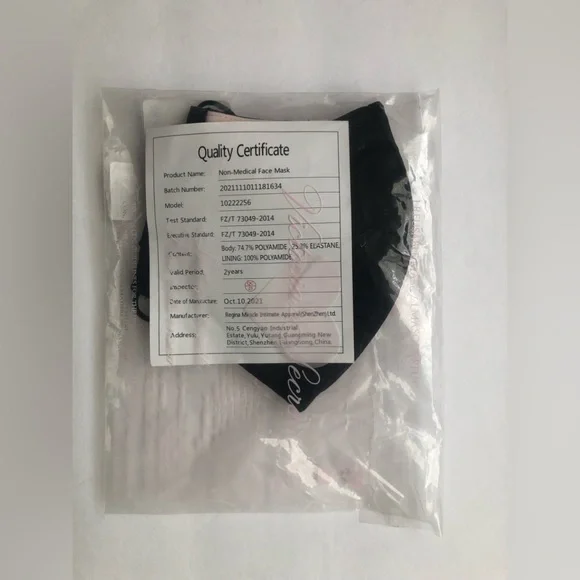 Victoria’s Secret non-medical face mask black new unused - Picture 4 of 4